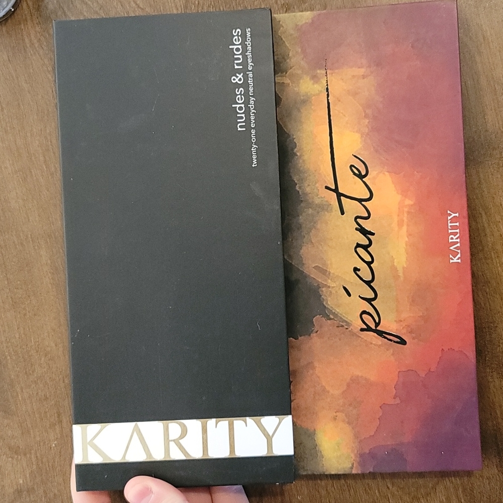 Karity Eyeshadow Palettes